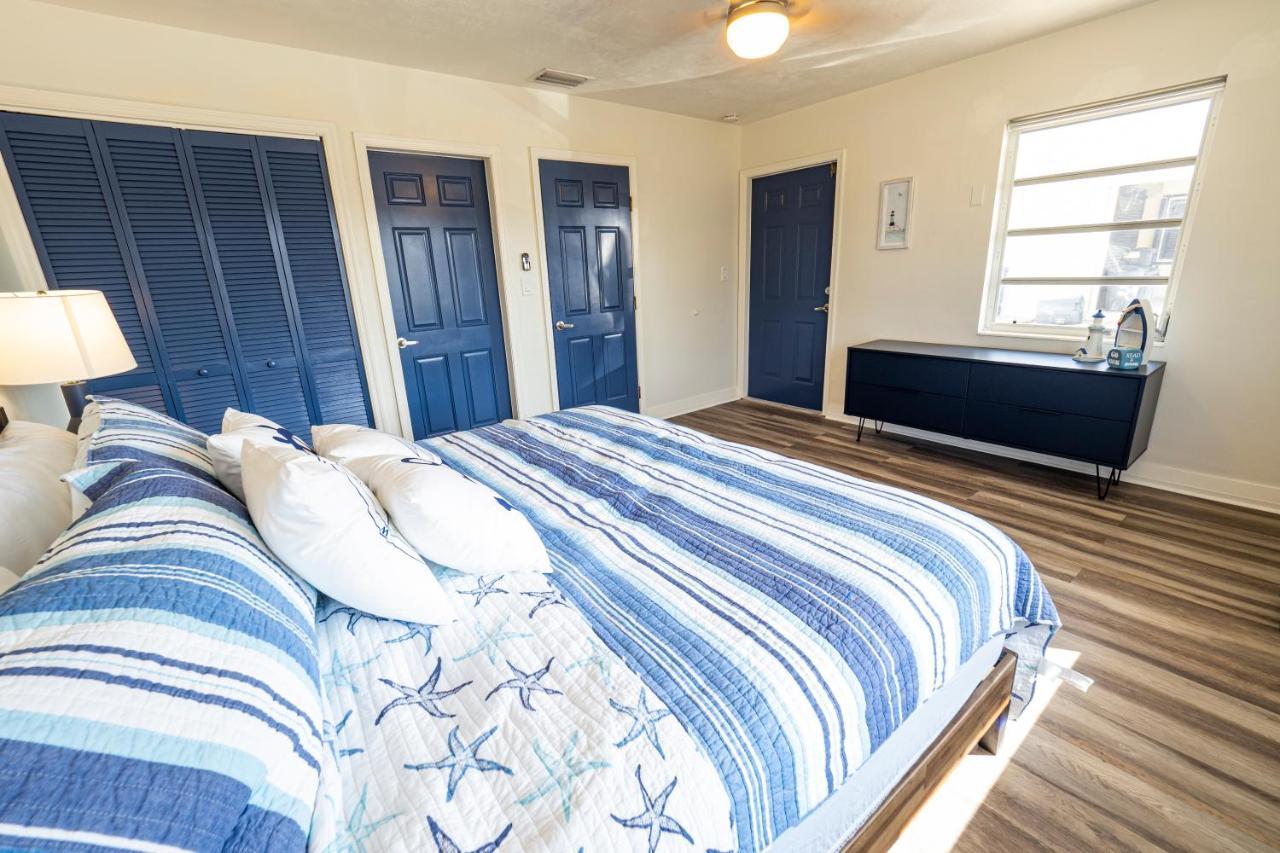 Newly Renovated 3Br2Ba Duplex With Private Dock Villa Key Colony Beach Exterior photo
