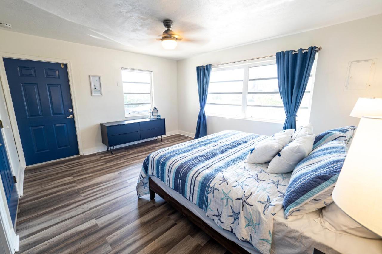 Newly Renovated 3Br2Ba Duplex With Private Dock Villa Key Colony Beach Exterior photo