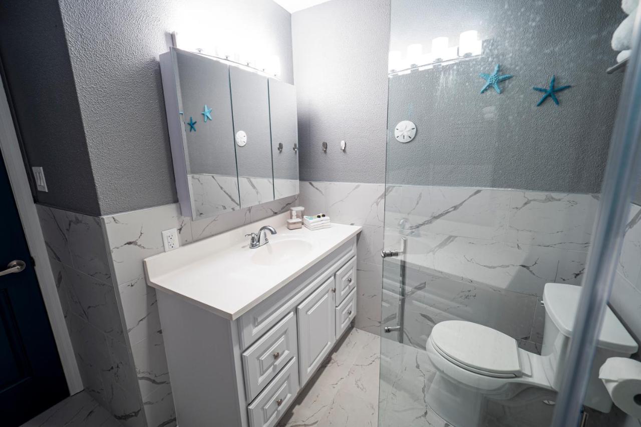 Newly Renovated 3Br2Ba Duplex With Private Dock Villa Key Colony Beach Exterior photo